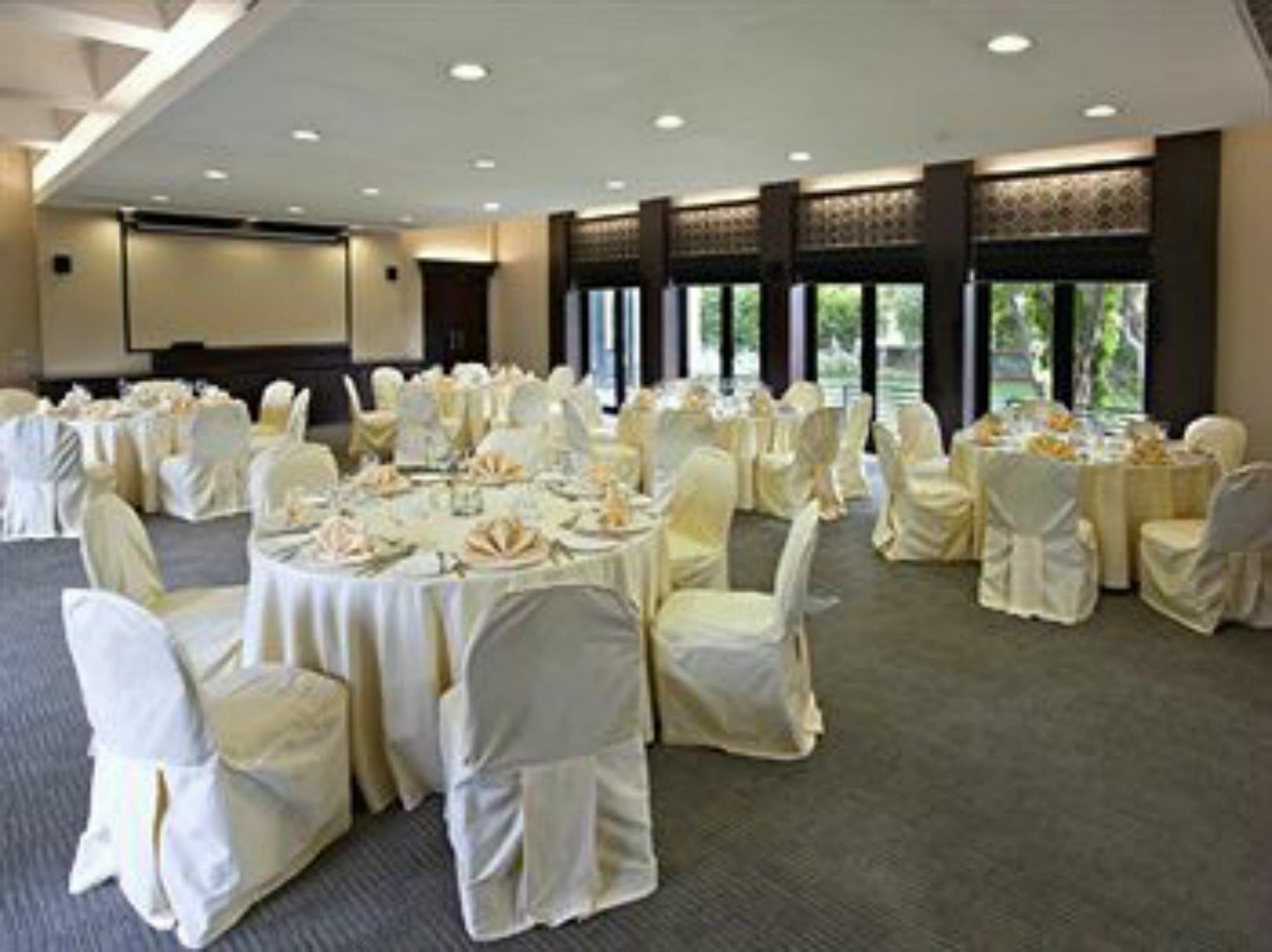 Lemon Tree Hotel, Tarudhan Valley, Manesar Gurgaon Luaran gambar